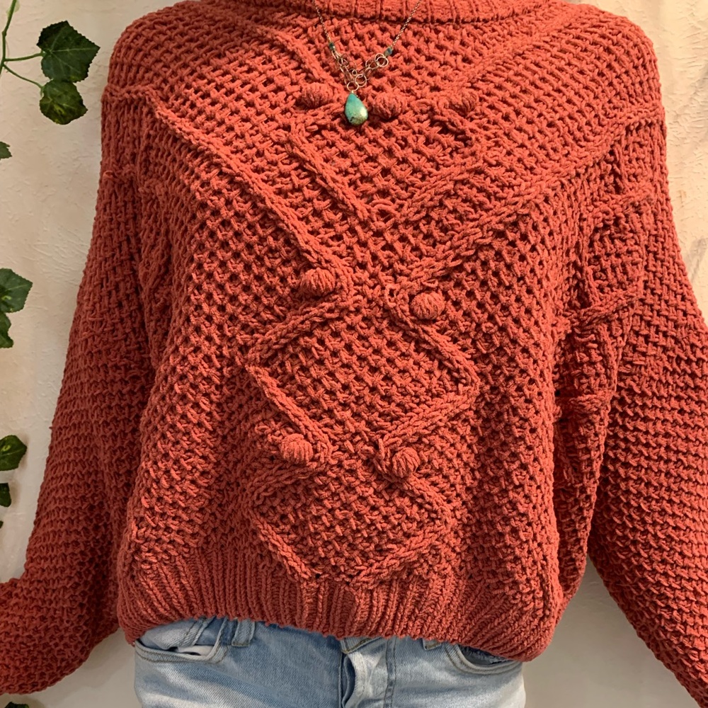 Small Red sweater in perfect condition